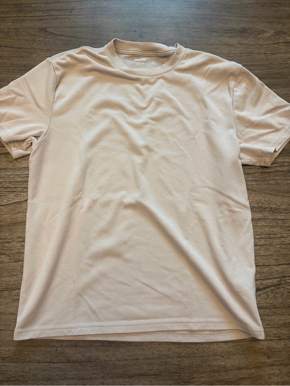 Hollister Men’s Crew Neck T-Shirt in Light Beige